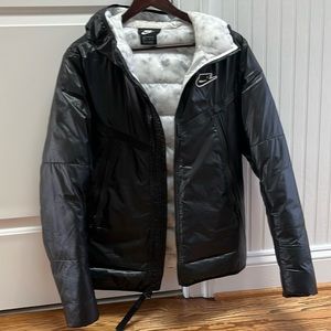 Nike Sportswear Synthetic-Fill Windrunner